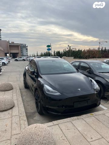 מודעת רכב טסלה מודל Y