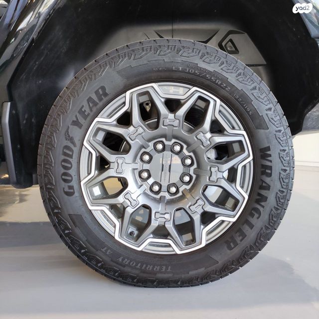 ג'י.אם.סי האמר EV