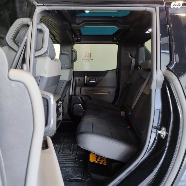 ג'י.אם.סי האמר EV