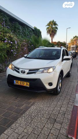 טויוטה RAV4