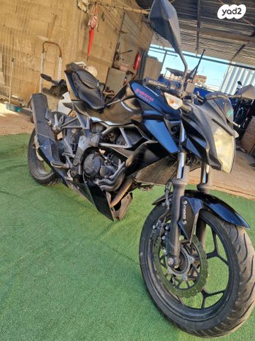 קאוואסאקי Z250
