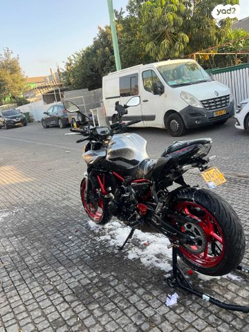 קאוואסאקי Z650 abs