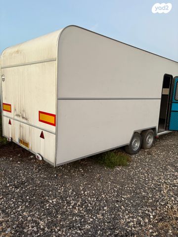 מודעת רכב נגרר (קראוון נגרר)