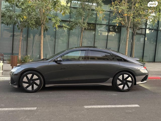 יונדאי איוניק 6