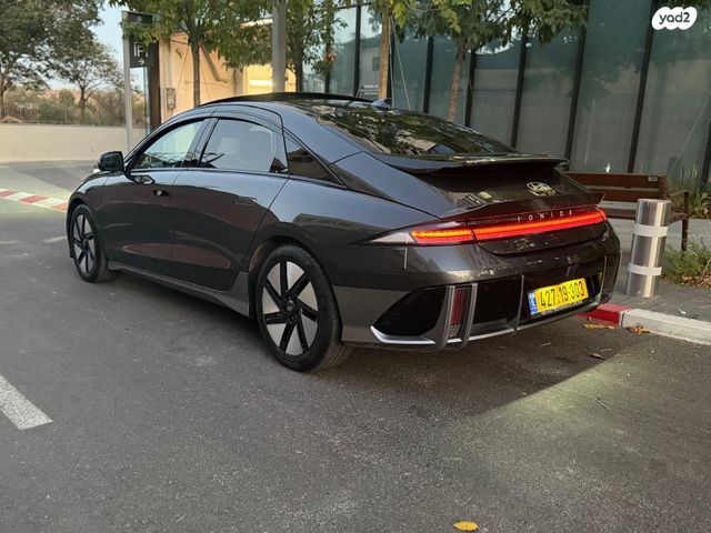 יונדאי איוניק 6