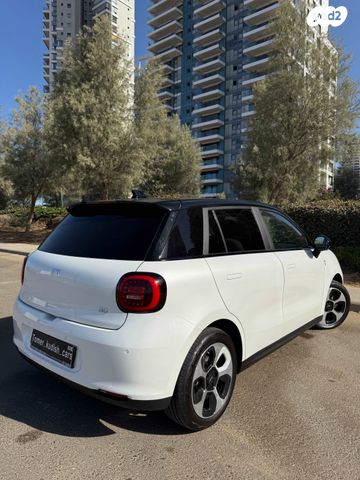 ג׳יי.איי.סי 30