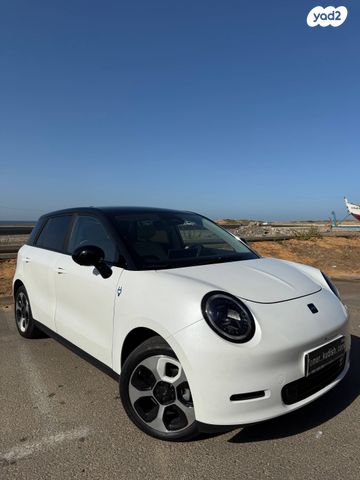 מודעת רכב ג׳יי.איי.סי 30