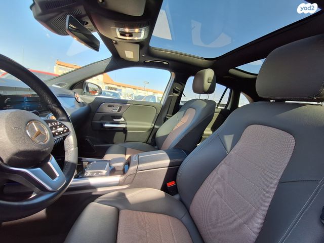 מרצדס-בנץ EQA