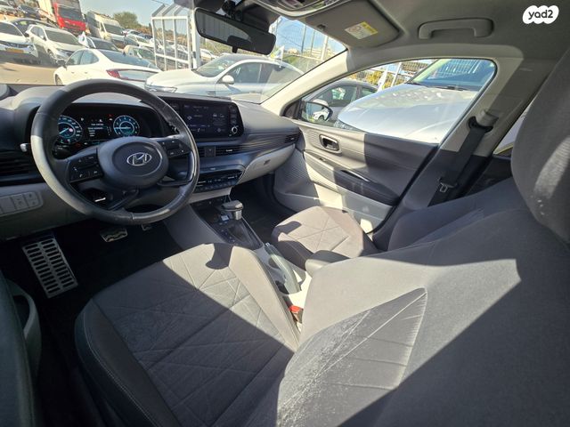 יונדאי באיון