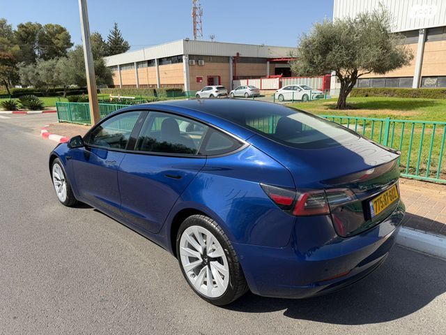 מודעת רכב טסלה מודל 3 2