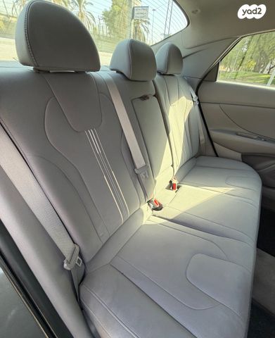 יונדאי אלנטרה