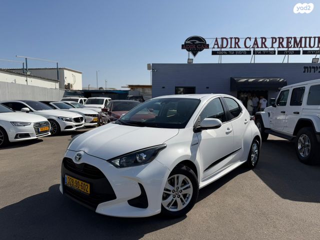 טויוטה יאריס
