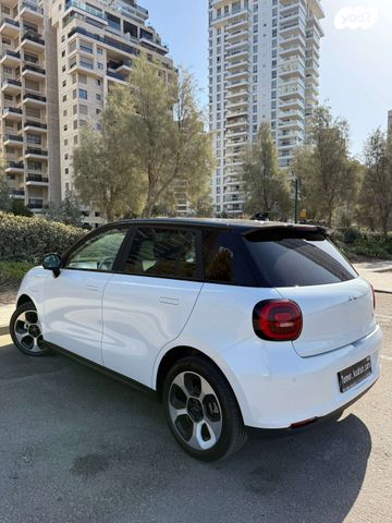 ג׳יי.איי.סי 30