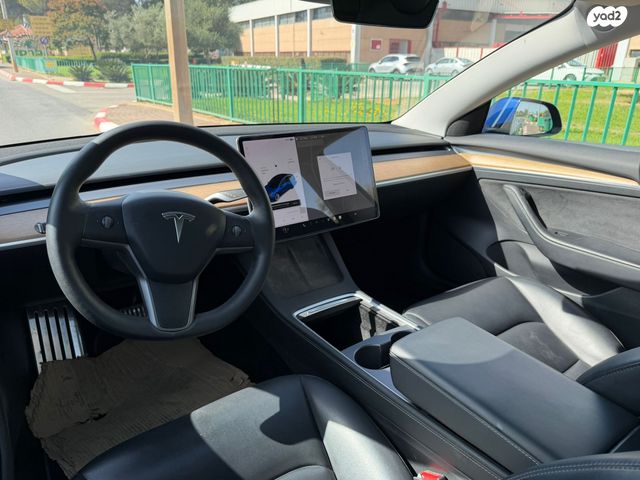 טסלה מודל 3