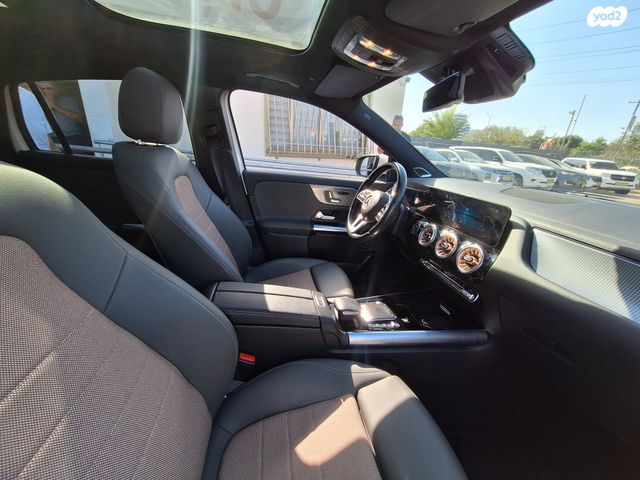 מרצדס-בנץ EQA