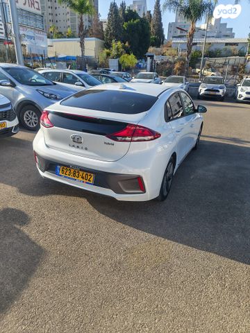 יונדאי איוניק