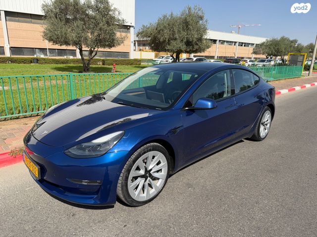 מודעת רכב טסלה מודל 3