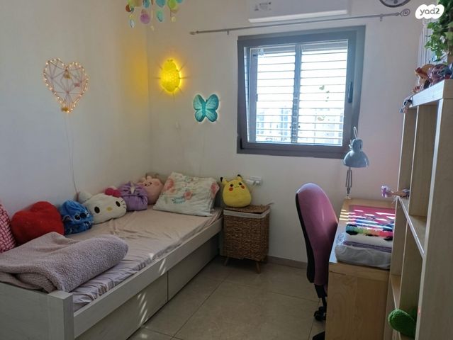 דירה, זלמן שז"ר 8, נווה גנים, קרית מוצקין