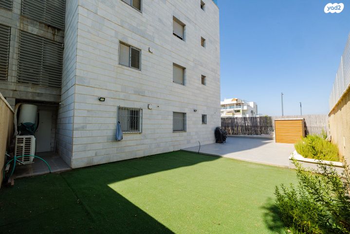 דירת גן, אליהו הנביא 31, פסגות אפק, ראש העין