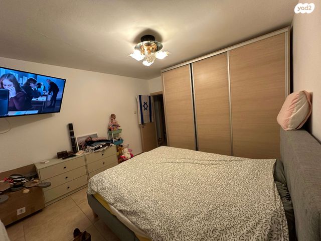 דירה, י.ל. פרץ 4, קרית ים  א', קרית ים