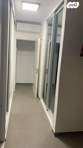 דירה, שדרות הרצל 8, נאות שמיר, יבנה