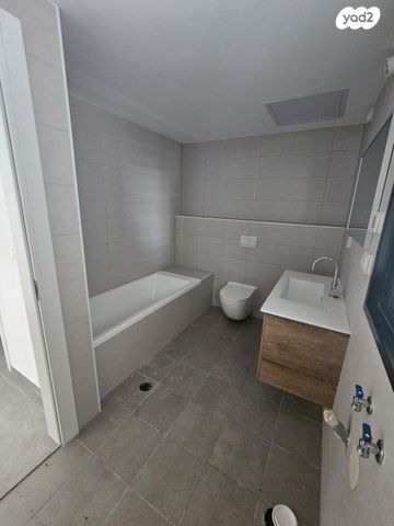 דירה, דרך ששת הימים 99, סלע, רחובות