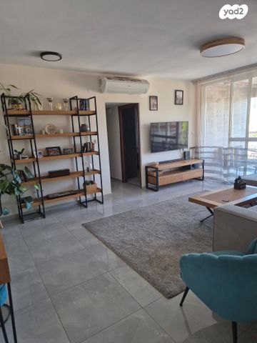 דירה, ביאליק 13, רובע ה', אשדוד