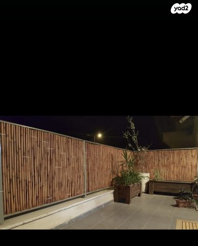 דירה, הדרים 33, חלומות זכרון, זכרון יעקב