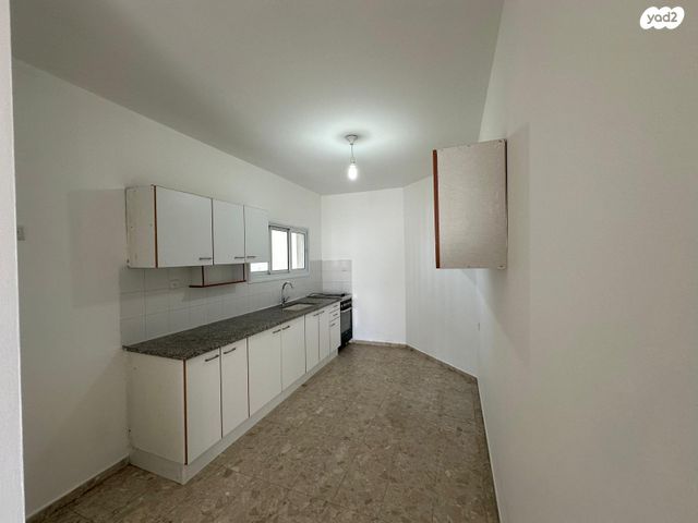 דירה, החלוצים 15, רובע הקריה, הסיטי, אשדוד