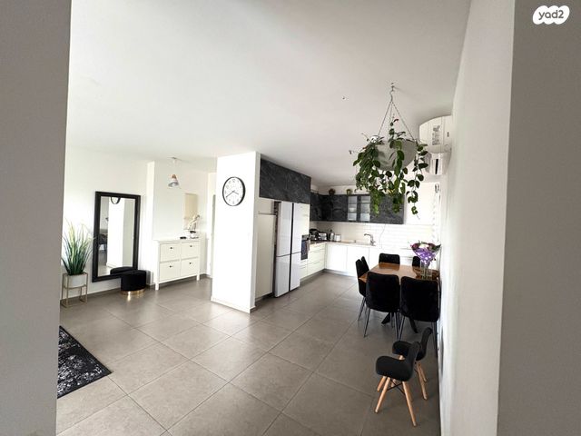 דירה, שמעון דובנוב 2, רחובות הצעירה, רחובות