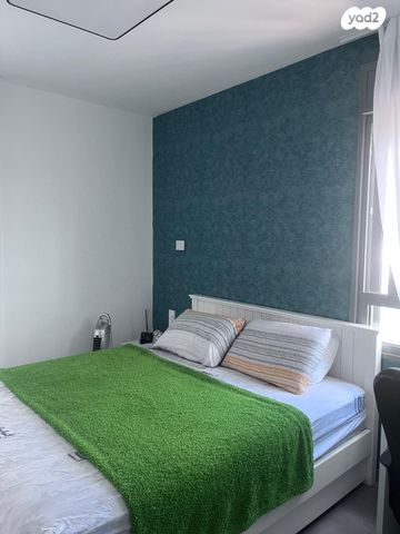 דירה, שדרות הרצל 8, נאות שמיר, יבנה