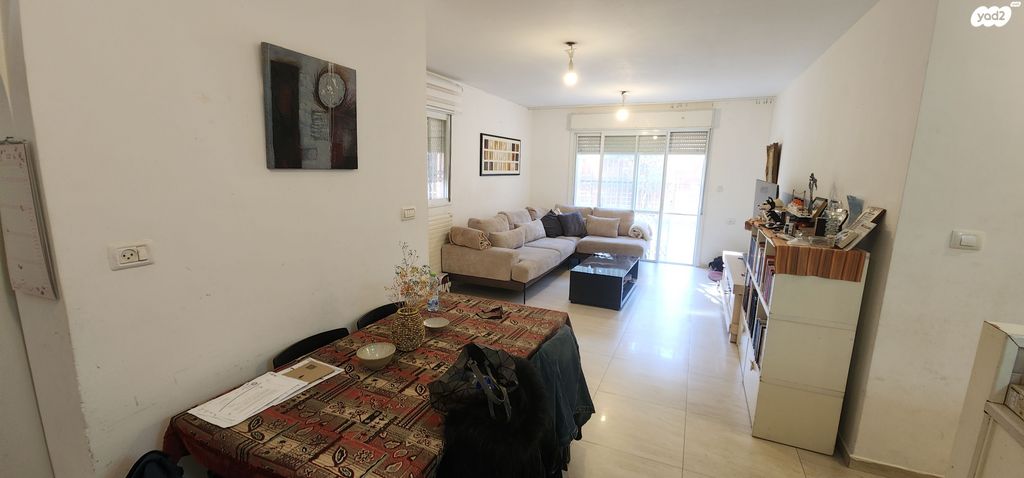 דירת גן, מבוא הגפן 16, העמק, צור הדסה