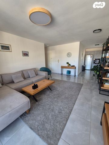 דירה, ביאליק 13, רובע ה', אשדוד