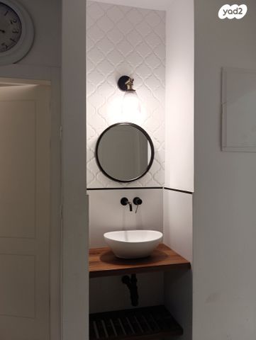 בית פרטי/ קוטג', חנוך לוין 16, קרית האמנים, מצליח, רמלה