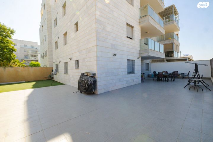 דירת גן, אליהו הנביא 31, פסגות אפק, ראש העין