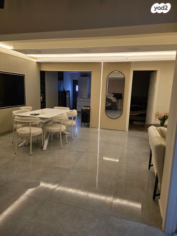 א.ד. גורדון 3