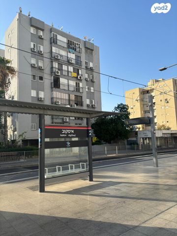 דירה, שדרות ירושלים 120, צהלון, שיכוני חסכון, תל אביב יפו