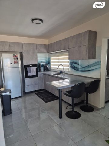 דירה, ביאליק 13, רובע ה', אשדוד