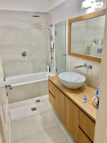 דו משפחתי, הארגמן 3, אורנית, אורנית