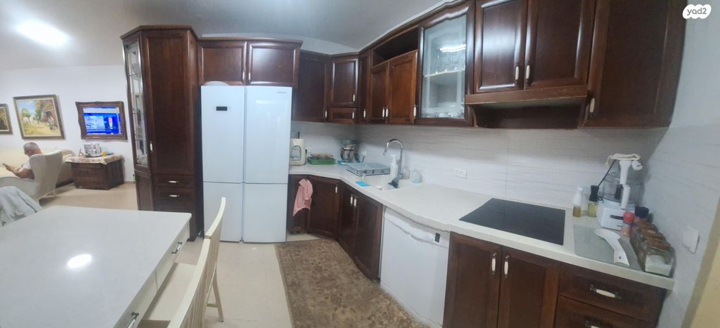 דירה, סמטת תמרי 1, נווה גנים, קרית מוצקין