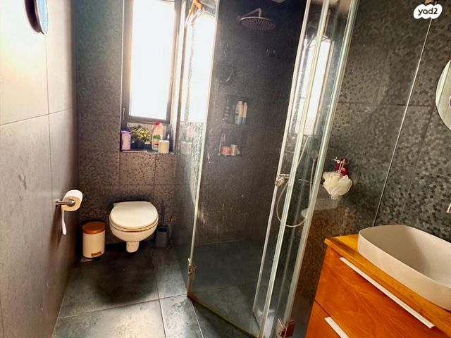 דירה, שדרות ההשכלה 17, ביצרון ורמת ישראל, תל אביב יפו