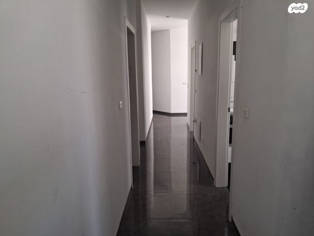 בית פרטי/ קוטג', יצחק שטייגר 26, נווה איתמר, נתניה