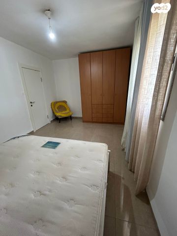 בית פרטי/ קוטג', הרב עוזיאל 41, הראשונים, שלומי