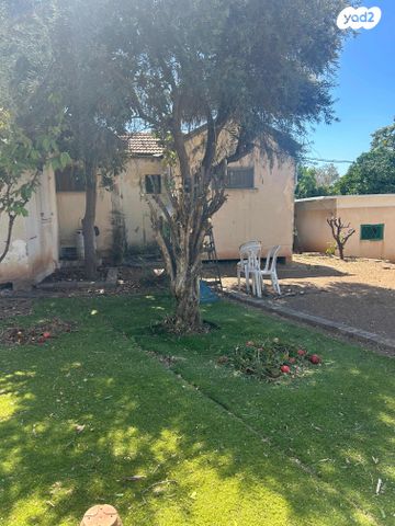 בית פרטי/ קוטג', הרב עוזיאל 41, הראשונים, שלומי