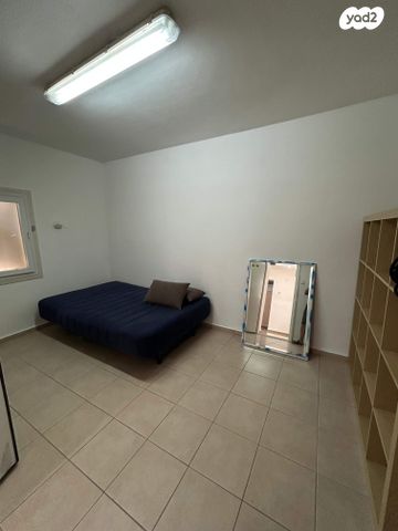 בית פרטי/ קוטג', הרב עוזיאל 41, הראשונים, שלומי