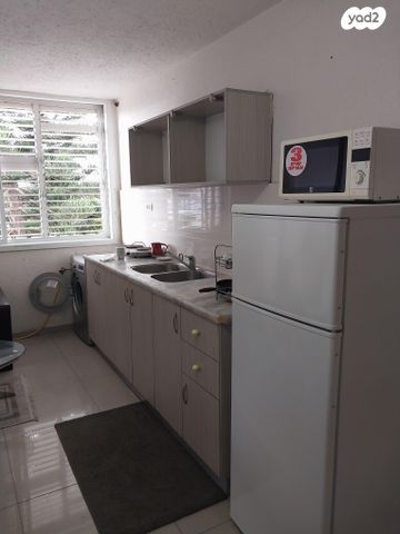 טשרניחובסקי 3