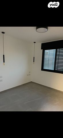 דירה, ז'בוטינסקי 2, נווה אלון, אור עקיבא