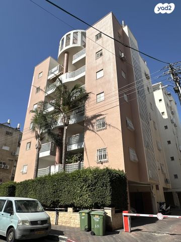 דירה, נחלת צבי 15, לב המושבה / מרכז העיר, פתח תקווה