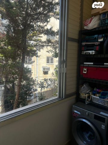 דירה, המעגל 12, שכונת חשמונאים, מרכז העיר א, רמת גן