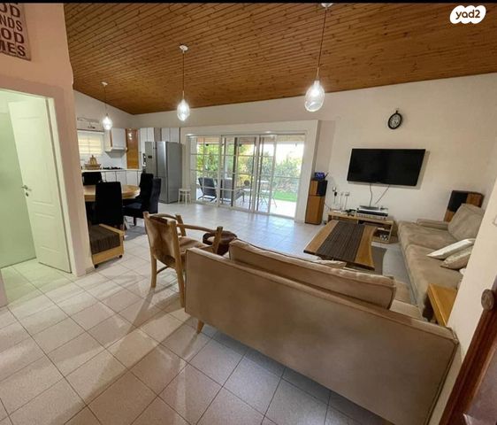 בית פרטי/ קוטג', חופים 1, חד נס, חד נס